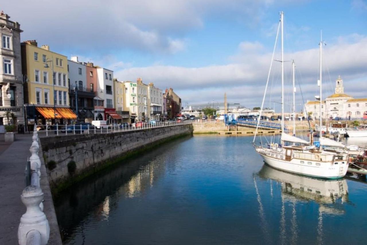 Vitamin Sea - Beachfront Apartment - Sleeps 4 Ramsgate Luaran gambar