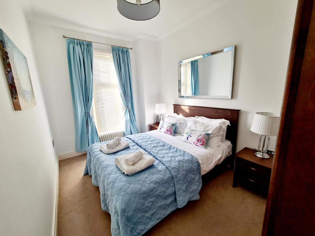 Vitamin Sea - Beachfront Apartment - Sleeps 4 Ramsgate Luaran gambar