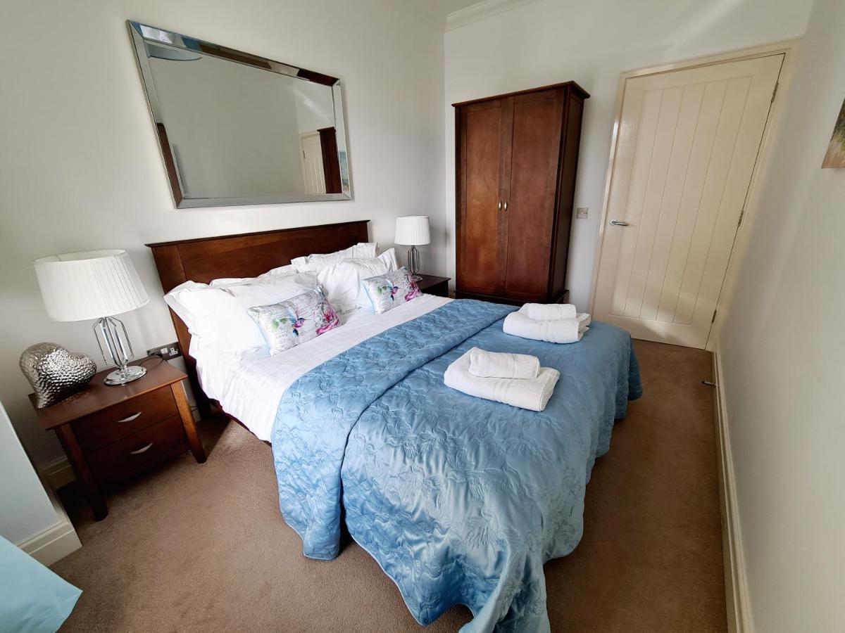 Vitamin Sea - Beachfront Apartment - Sleeps 4 Ramsgate Luaran gambar