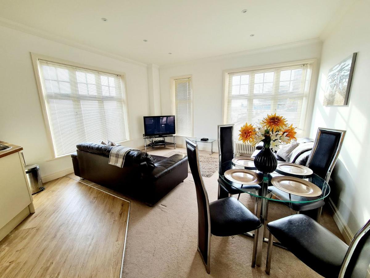 Vitamin Sea - Beachfront Apartment - Sleeps 4 Ramsgate Luaran gambar