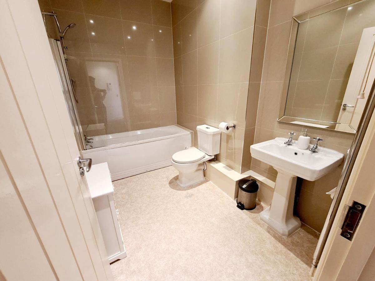 Vitamin Sea - Beachfront Apartment - Sleeps 4 Ramsgate Luaran gambar